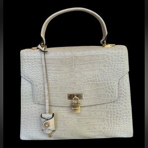 1595 Samantha Thavasa Kelly Styla Handbag/Crossbody
